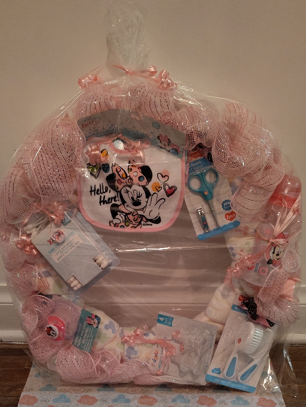 Disney Minnie Mouse Baby Gift Wreath - Pink